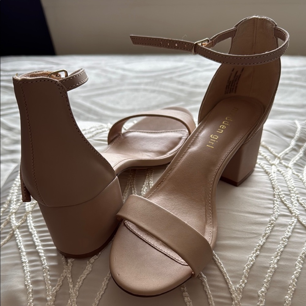 Women's Tan Block Heel Sandals